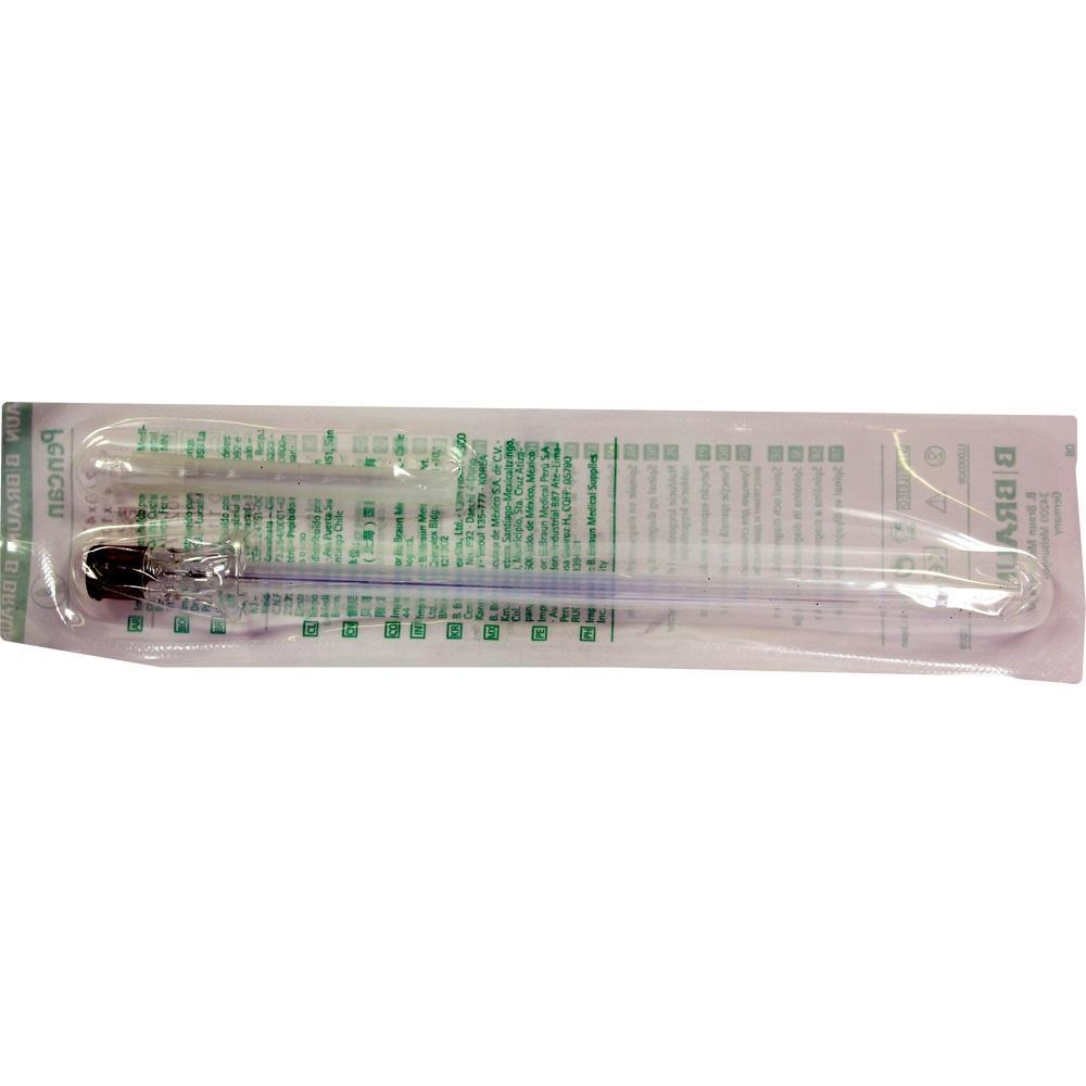 Ein medizinischer Schlauch in einer durchsichtigen Verpackung.