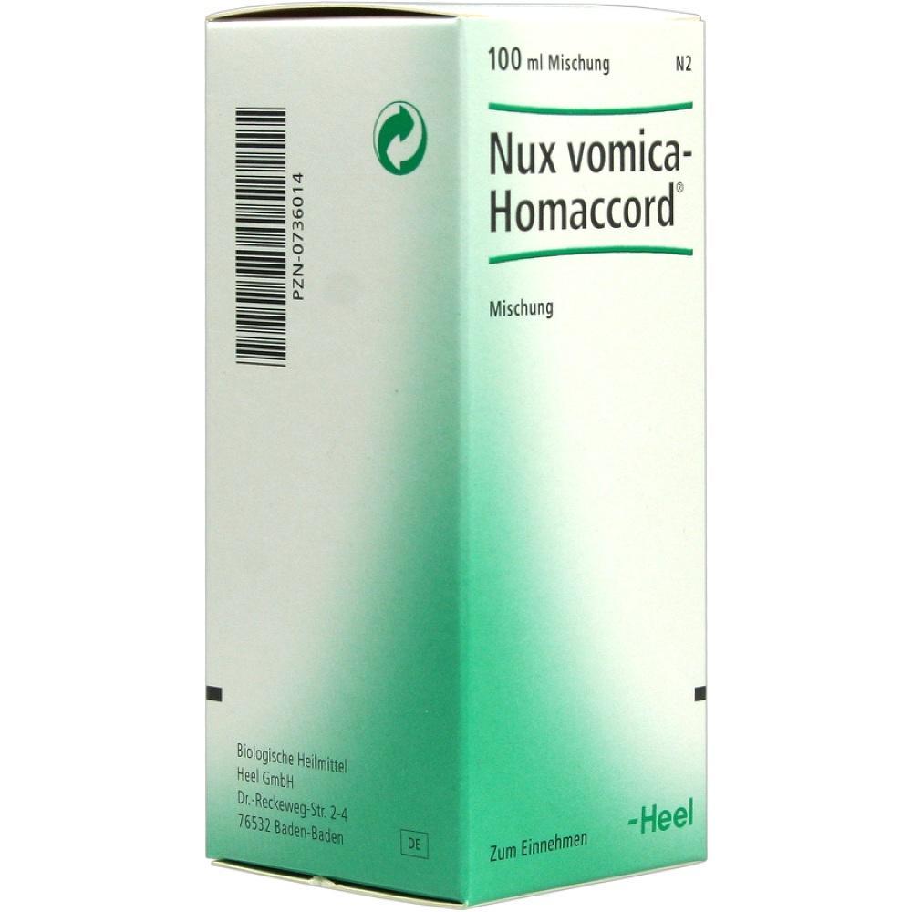 Eine gr&uuml;n-wei&szlig;e Verpackung mit der Aufschrift "Nux vomica-Homaccord".