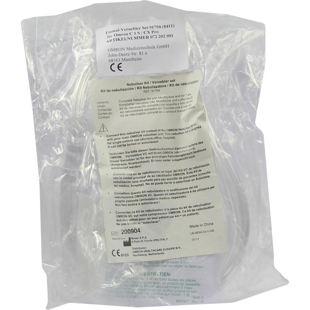 Verpacktes Nebulizer-Set mit Beschriftung in mehreren Sprachen.