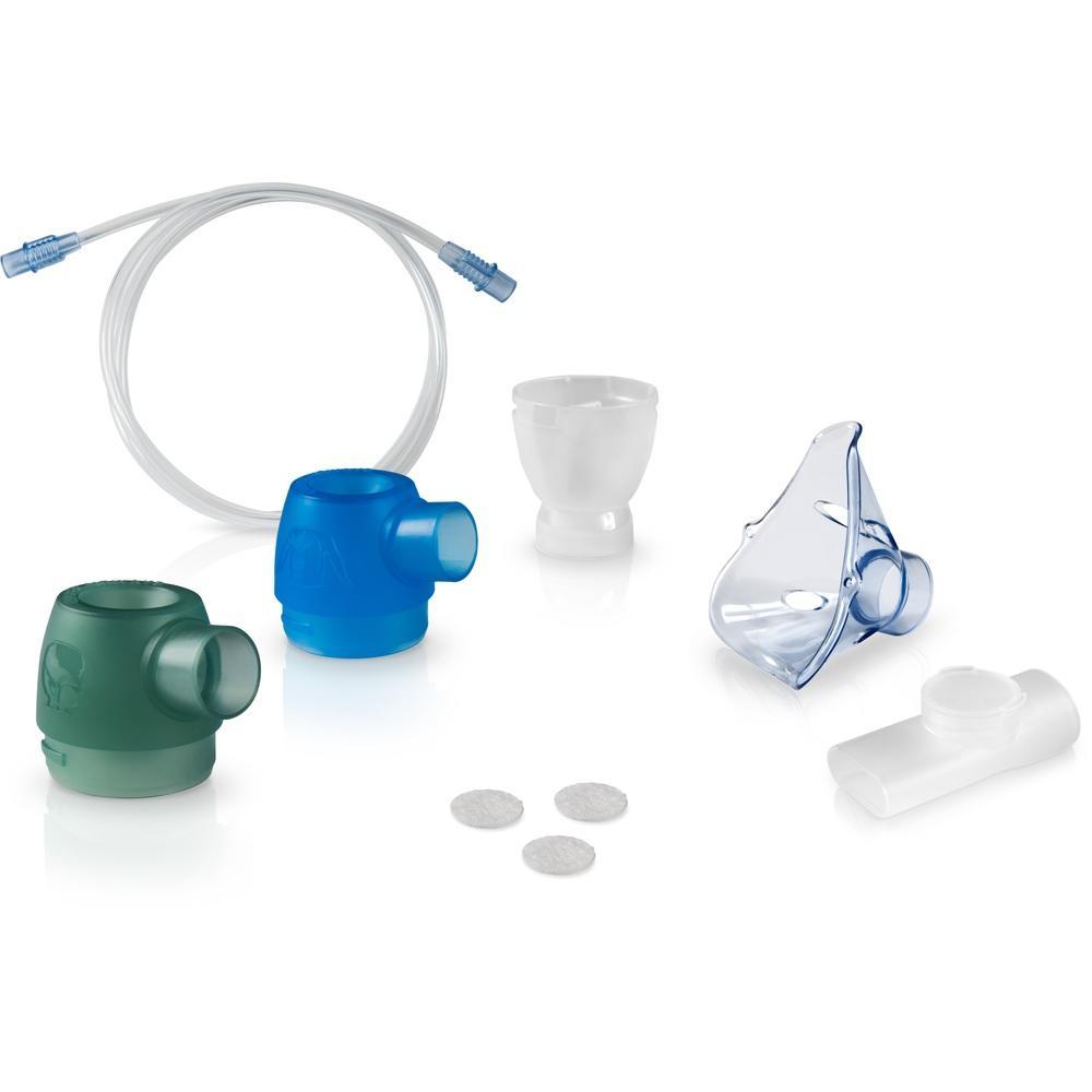 Verschiedene Teile eines Inhalationsger&auml;ts sind auf wei&szlig;em Hintergrund angeordnet.